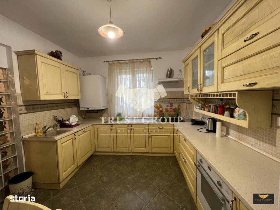 Casa  Individuala | Herastrau  | Curte proprie | 3 Locuri de parcare