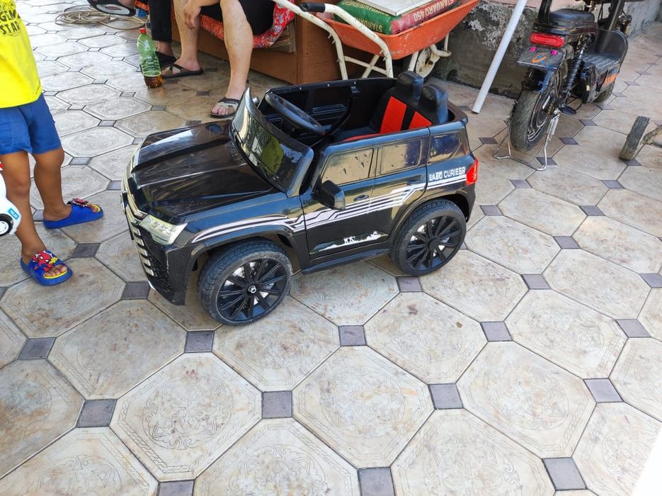 Б/у машина сатылады.