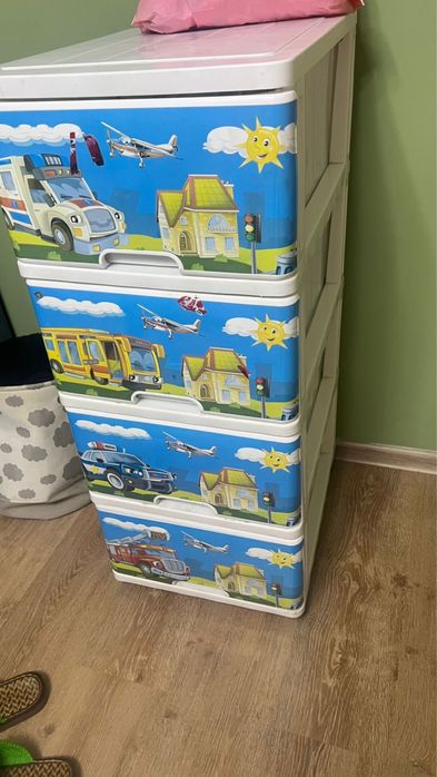 детский гарнитур, коврик, комод