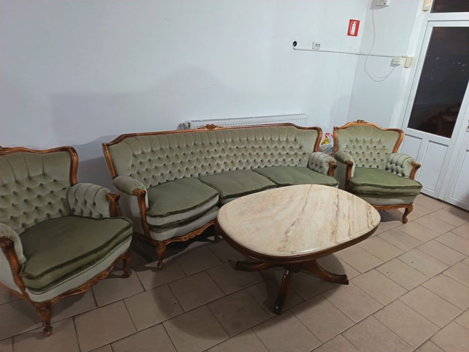 Set canapea cu 2 fotolii