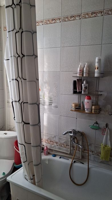 Продам трёх комнатную квартиру