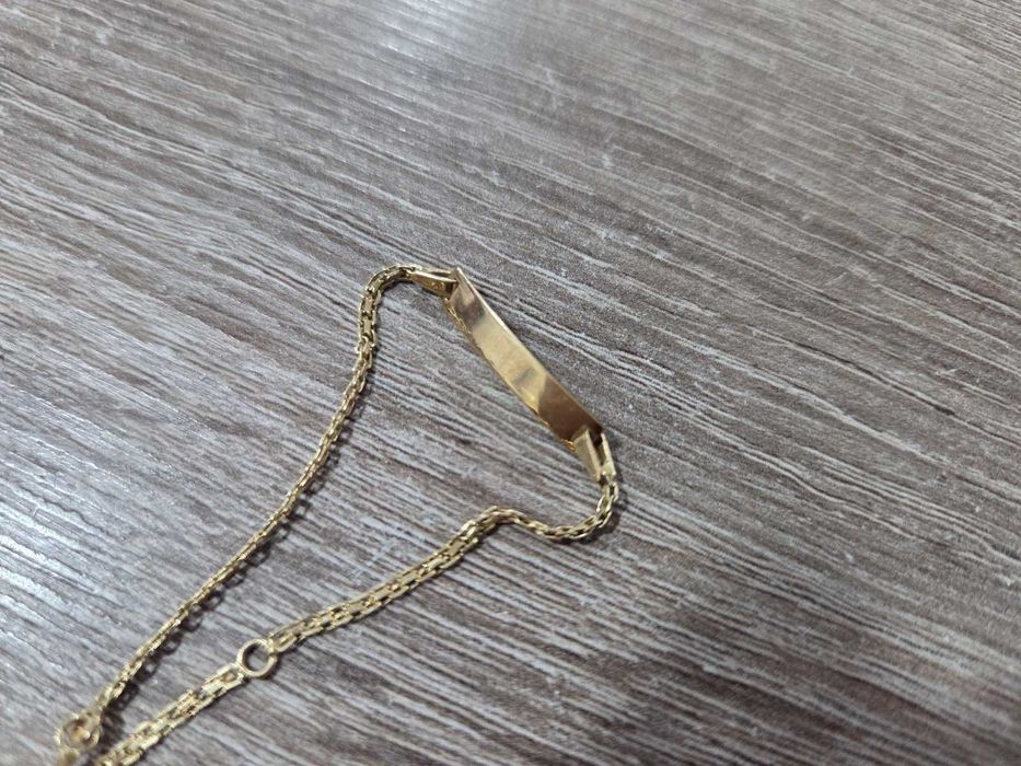 Златна гривна 18 карата