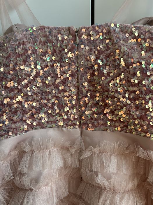 Официална рокля в цвят пудра