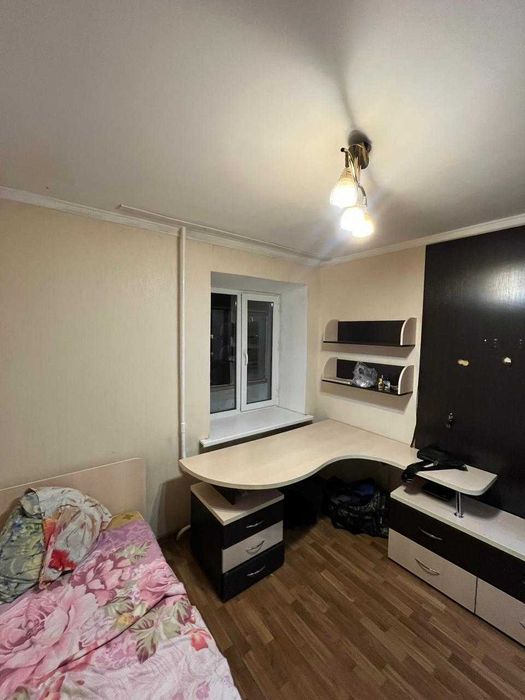 Продается 3 комн.кв. Красина 8/1