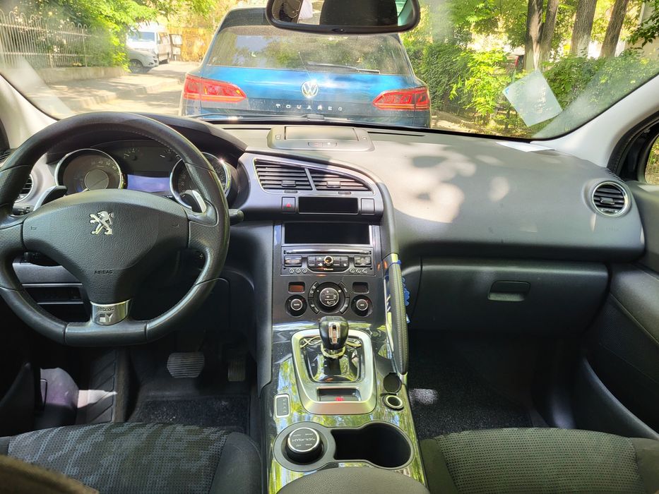 Peugeot 3008 HYbrid4 2.0 HDI 4×4 Automat 2013
