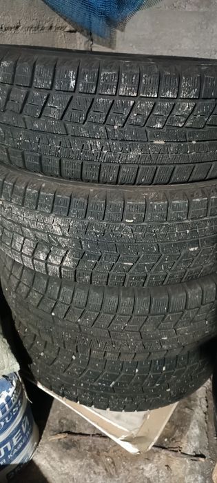 Зима 225/60/r17 Yokohama