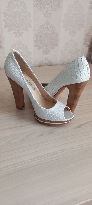 Туфли Calvin Klein белые (оригинальные)