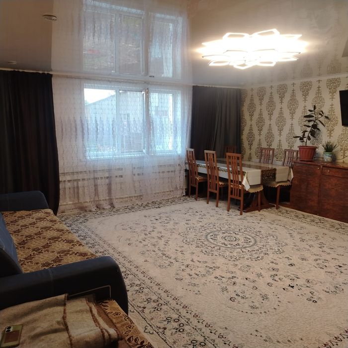 Продам квартиру в 2-х квартирном доме