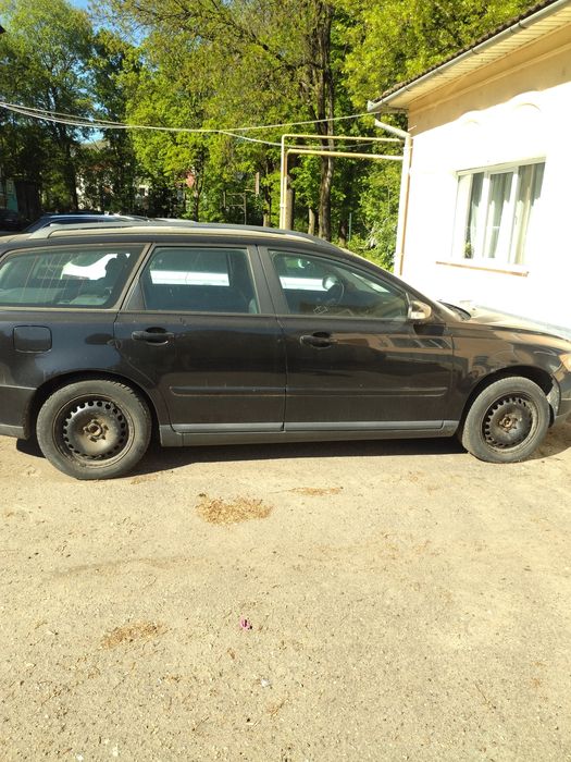 Vând Volvo v50 2007