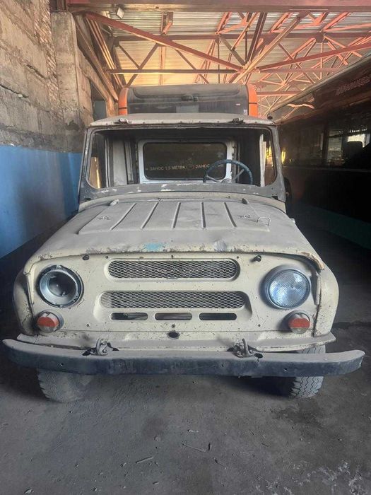 Продам внедорожник УАЗ