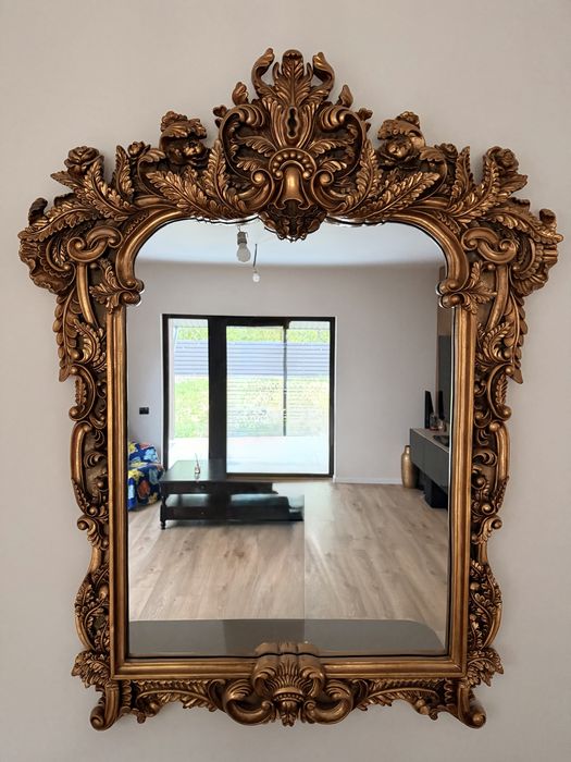Oglindă baroc mare 150x120 cm, ramă aurie sculptată – piesă statement