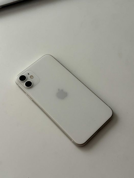 Telefon Apple Iphone 11 , 128 Gb, Alb , impecabil