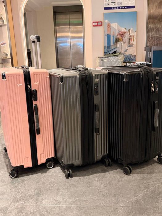 Chemodanla sotiladi bir kun tutilgan kachestvasi zor