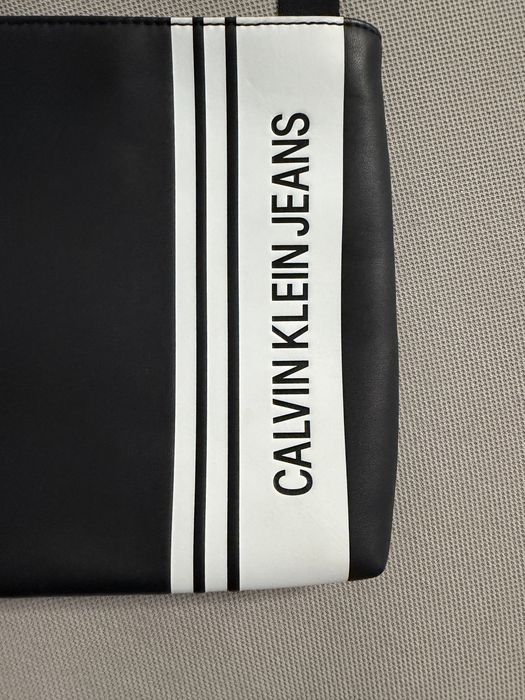 Borseta Calvin Klein Jeans
