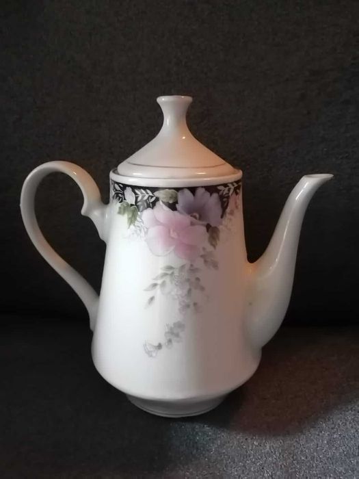 посуда, тарелка, чайник, блюдца