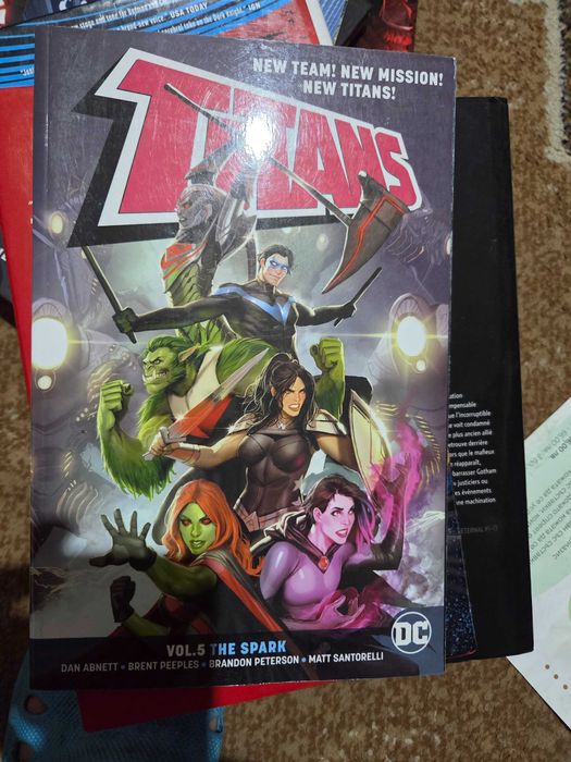 Титаните графичен роман