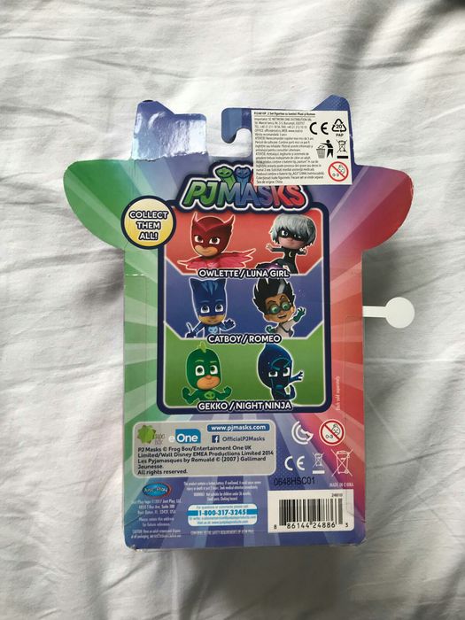 Figurine "Eroi in pijamale"