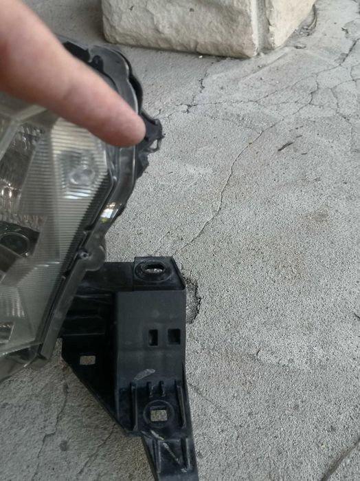 Фарове Toyota Hilux/Фар Toyota Hilux Оригинални