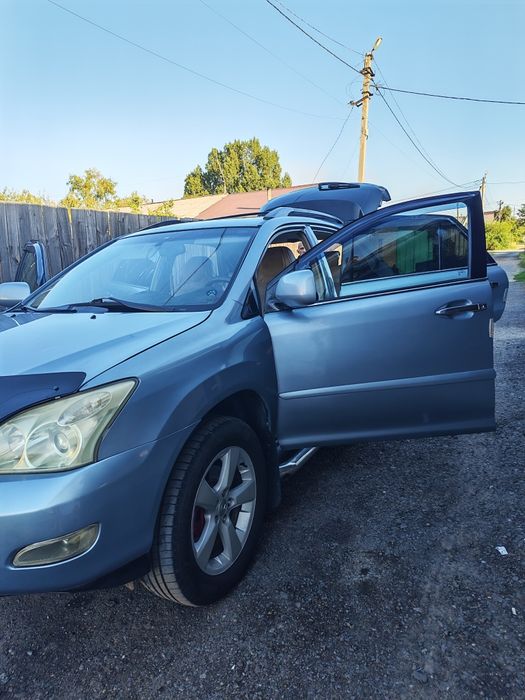 Продам лексус 330