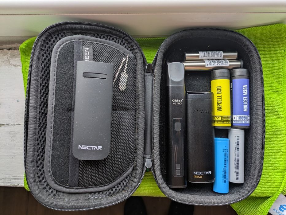 Pachet Dispozitive Aromaterapie XMax V3 Pro + Nectar Gold + Accesorii