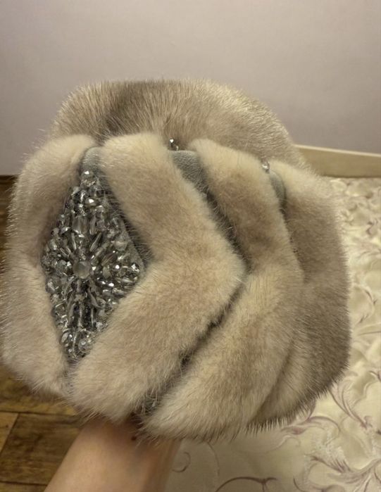Норковая шапка продам