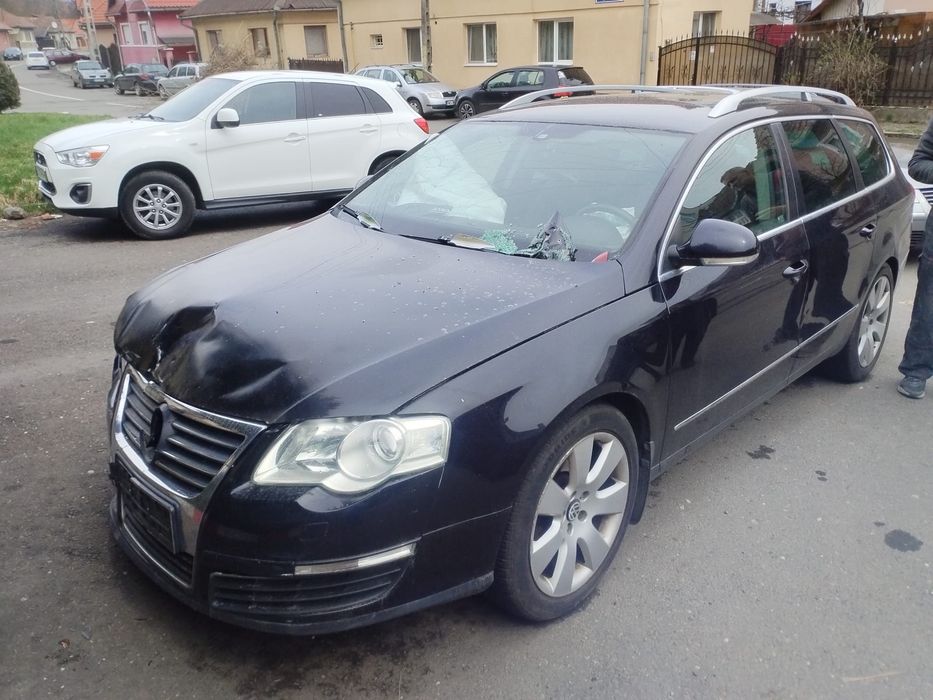 Dezmembrez passat b6 2.0benzina 200cp