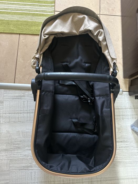 Carut cu landou 2 in 1 + scoica masina