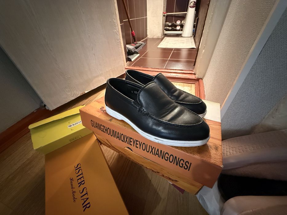 Продам обувь в школу за 7000 тг