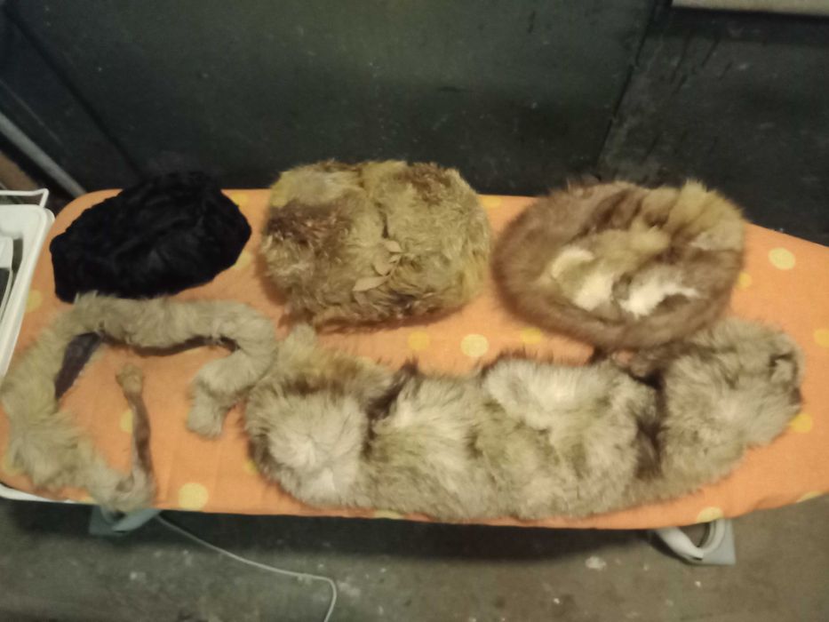 lot guler fular si caciuli din blana