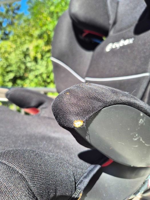 Детско столче за кола Cybex Solution (15-36 кг) с ISOFIX – прилично състояние