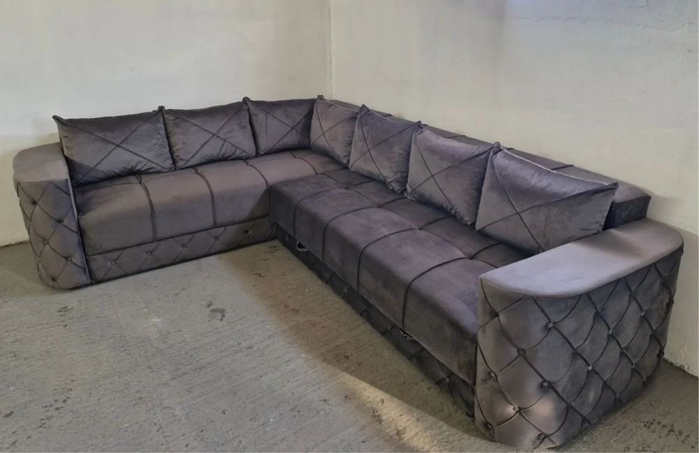 Colțare tapițate noi pe comandă