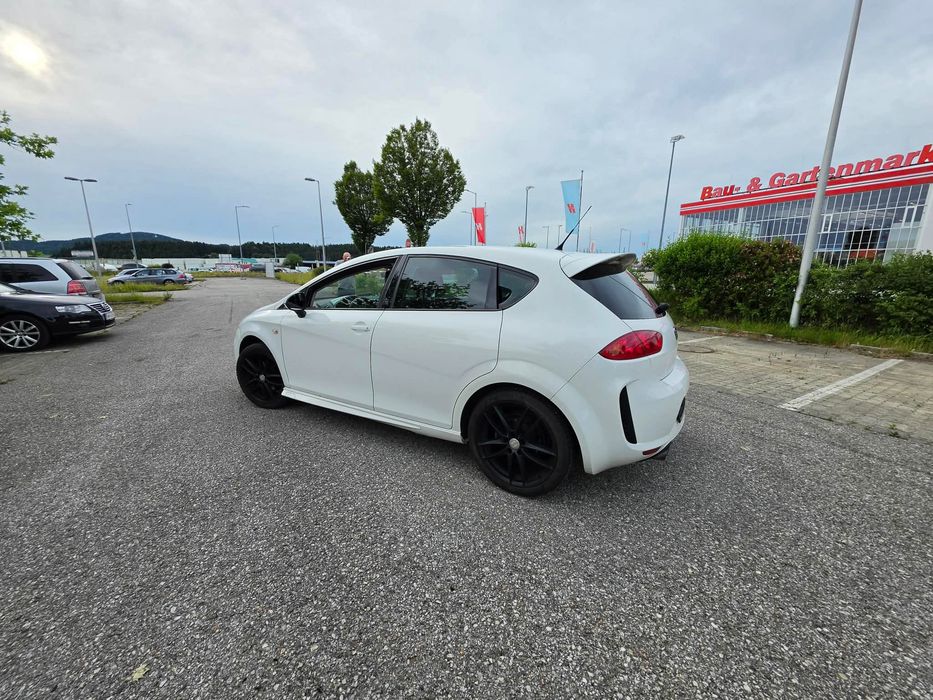 SEAT Leon 2010 — imagine 4