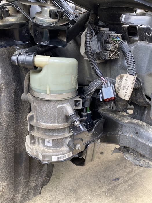 Pompă servodirecție Volvo XC 60 2.4 D 2012