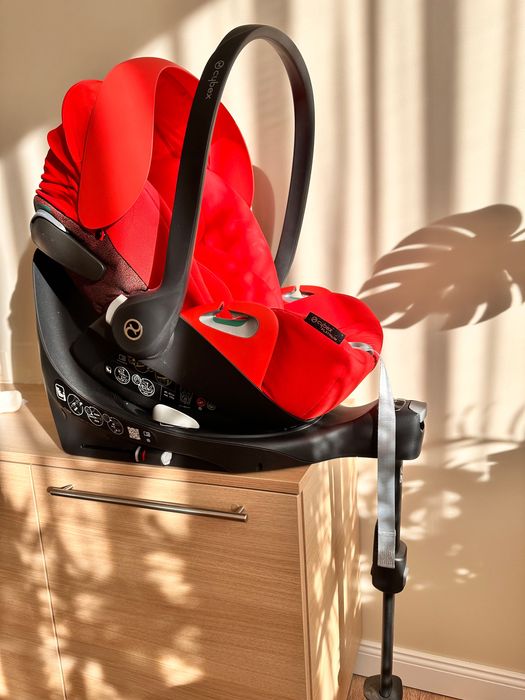 Стол за кола Cybex Cloud.