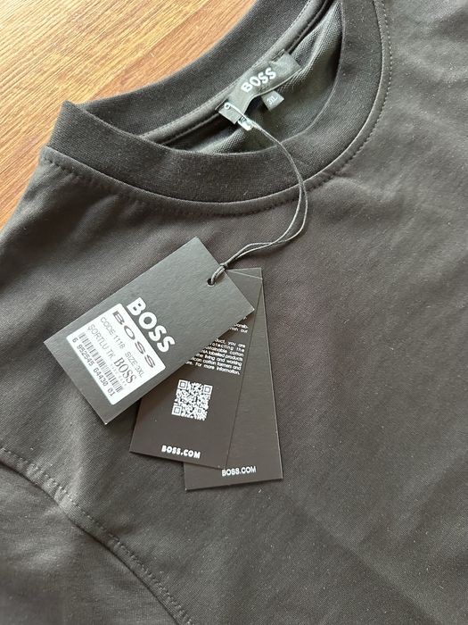 Мъжки,памучен,черен къс комплект Hugo BOSS с бродирано лого,ГОЛЕМИ РАЗМЕРИ