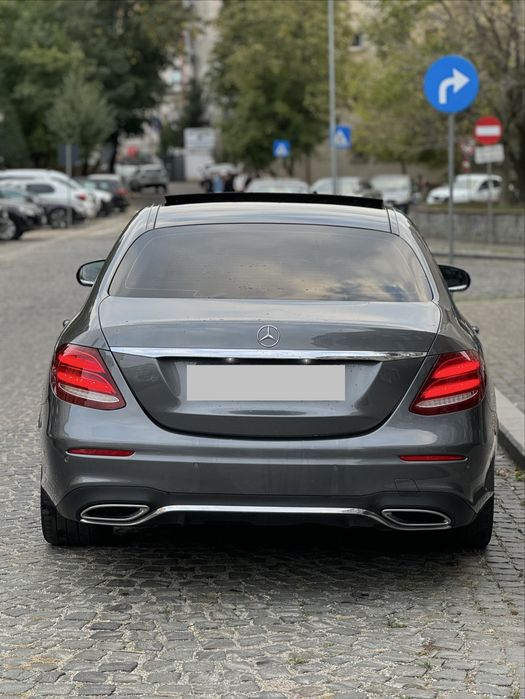 Mercedes E-CLASS / AMG /E220
