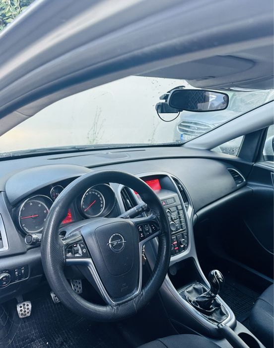 Opel astra J 2014