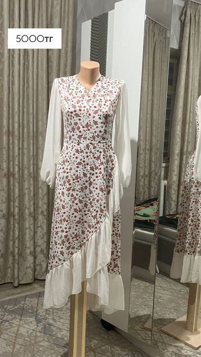 Продам платье размер 42-44