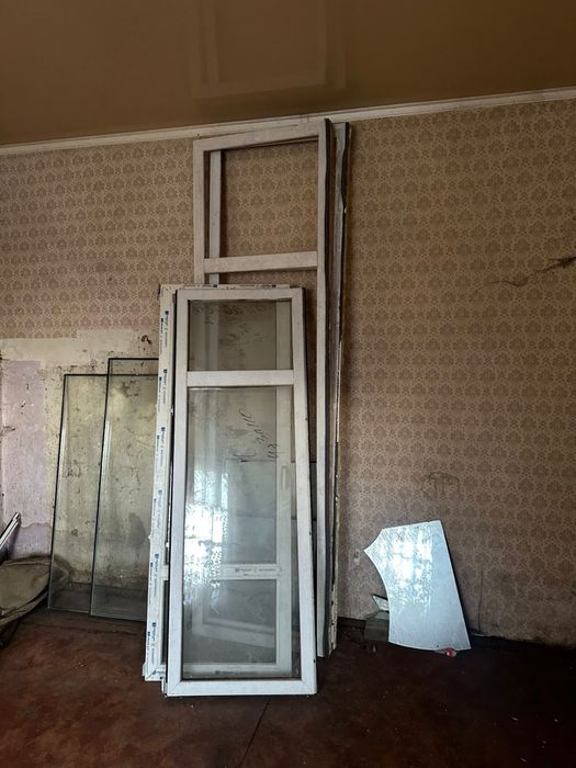 Продам балконые рамы за 2 шт 60 к