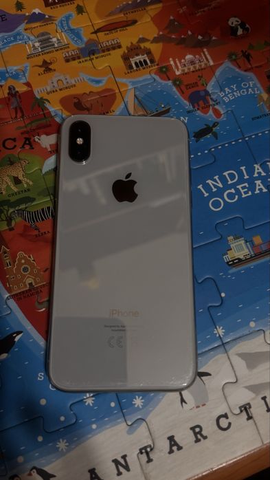 Продам айфон 10