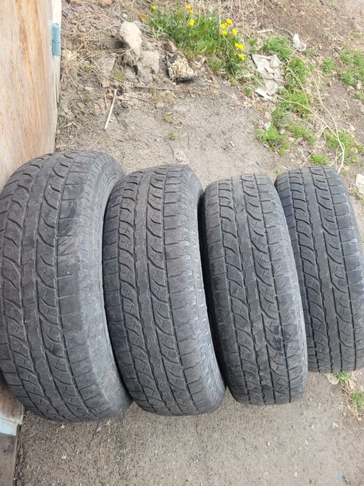 Резина 225/80/15