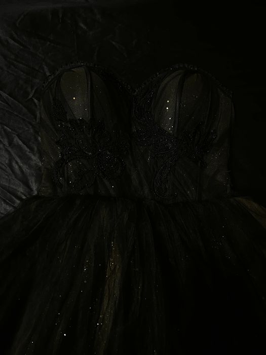 Къса бална рокля ръчно изработена