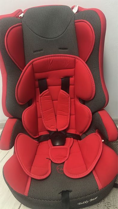 Детское авто кресло