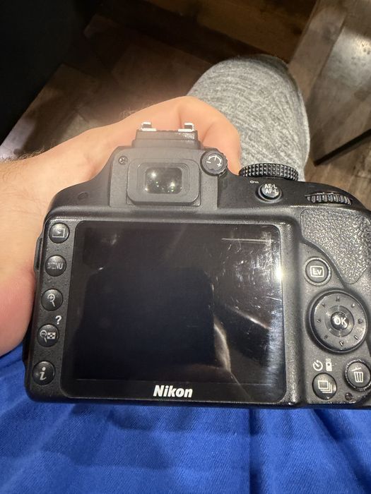 Nikon D3300 + обектив 18-105