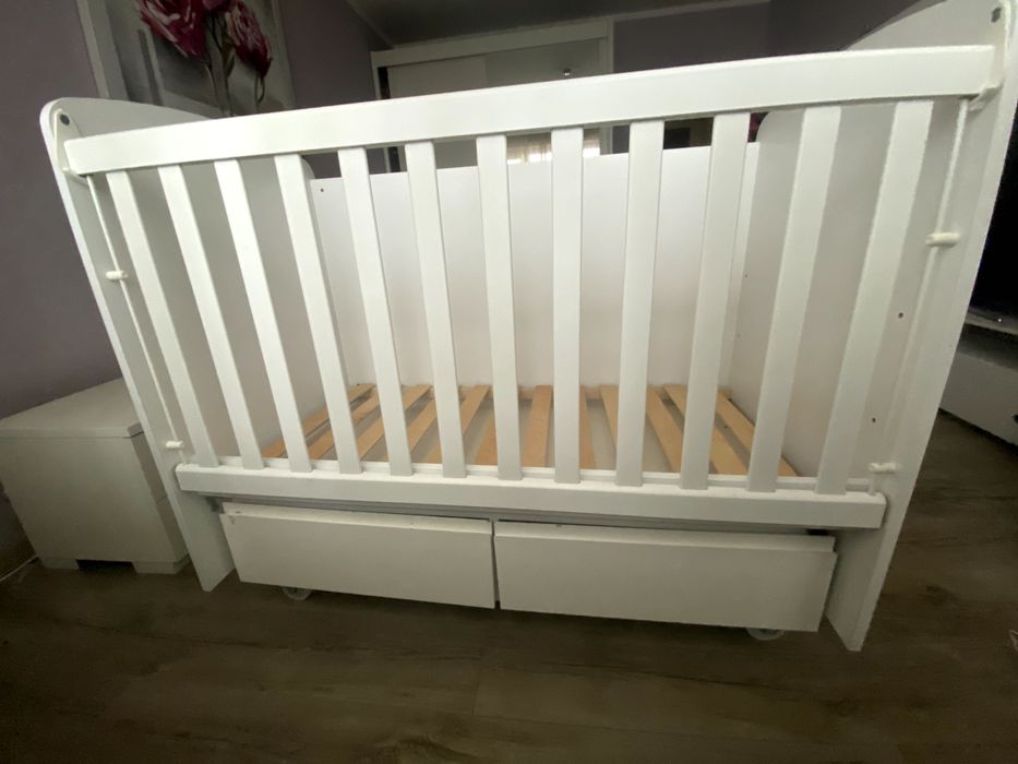 Бебешко креватче и матрак