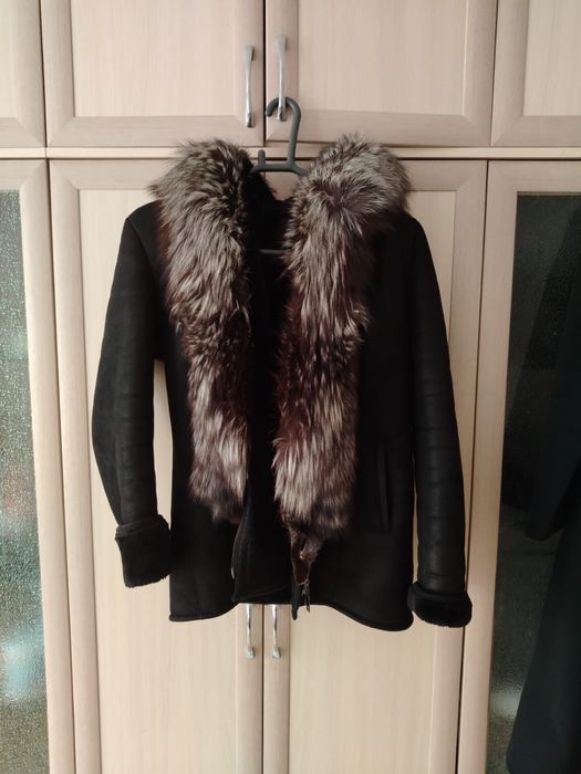 Продам женскую дубленку