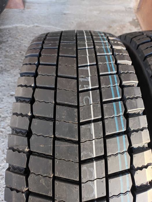2 Нови товарни гуми 265/70 R19.5 Continental HD3 140/138M M+S 3PMFS