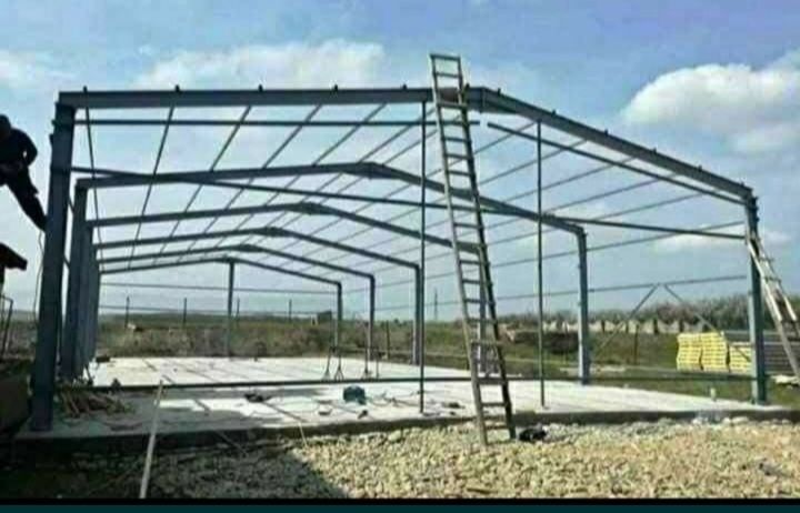 Vând si construim hale metalice