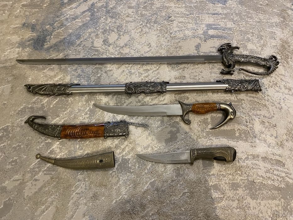 Сувенирные мечи