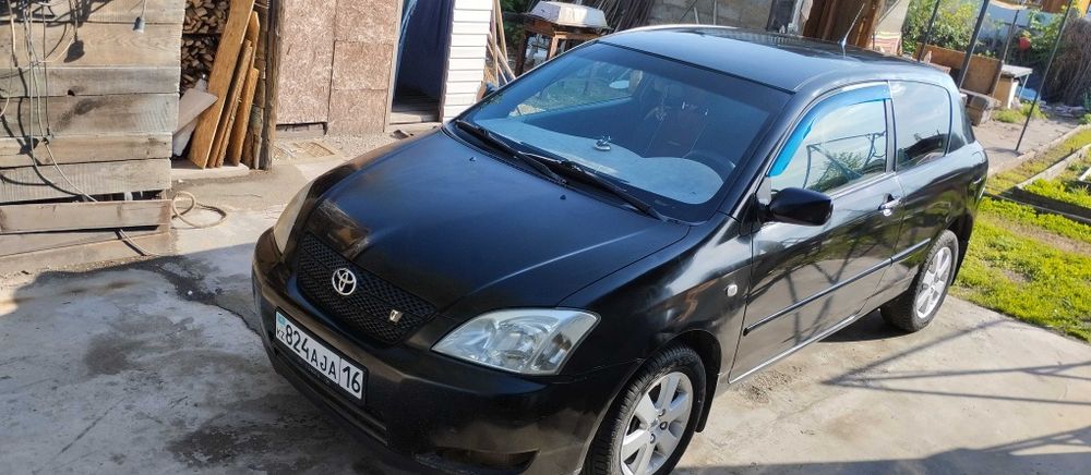 Продам машину Тойота Королла 2002г